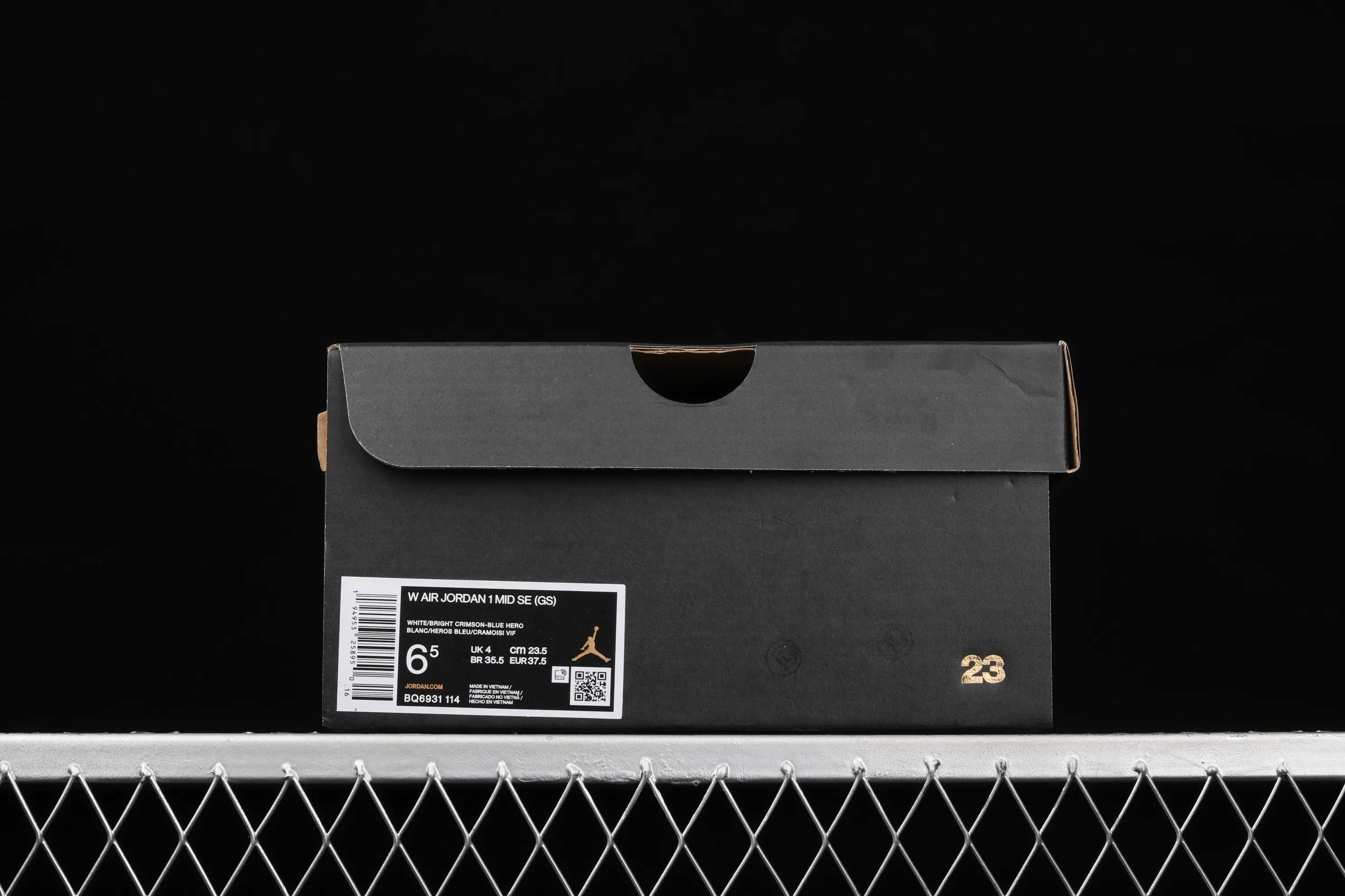 All categories Air Jordan Jordan series basketball shoes Air Jordan 1 Mid Air Jordan 1 Mid SE AJ1 Joe 1 naked eye 3D limited edition Chinese basketball shoes BQ6931-114